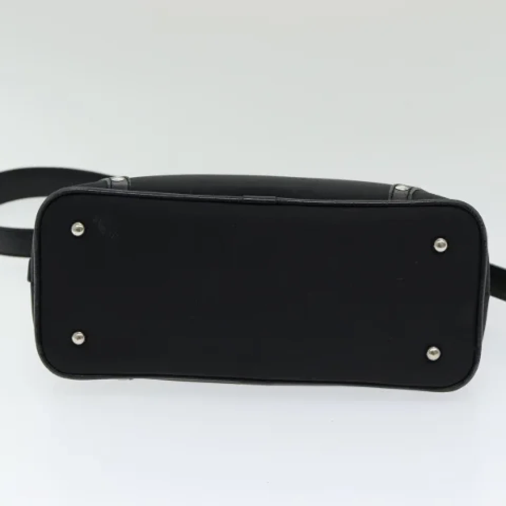 Burberry Vintage Pre-owned Nylon shoulder-bags Black Dames