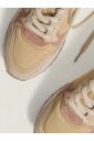 sneakers-a-memoire-de-forme