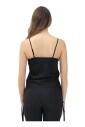 haut-noir-minimaliste-style-elegant-decontracte