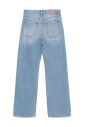 light-denim-jeans-with-classic-style