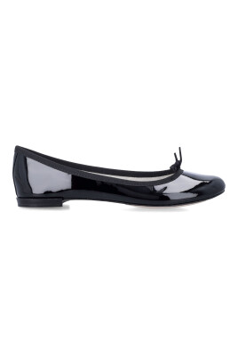 black-closed-ballet-flats-bow-detail