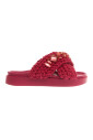 sandalen-met-gekruiste-bandjes-in-fuchsia