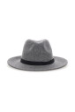 chapeaux-gris-ensemble-avec-cappello