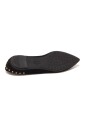 chaussure-ballerine-en-daim-avec-clous