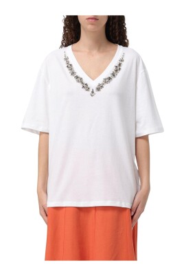 white-crew-neck-t-shirt-classic-style