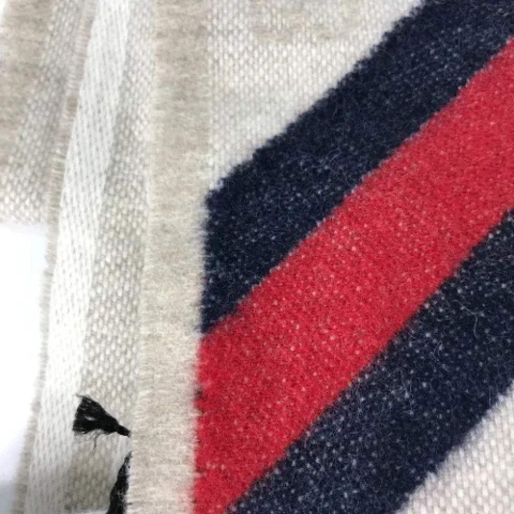 Gucci Vintage Pre-owned Wool scarves Beige Dames