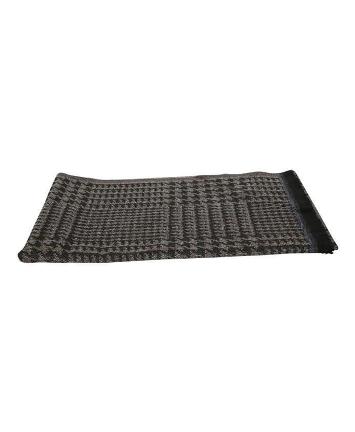 echarpe-a-motif-pied-de-poule