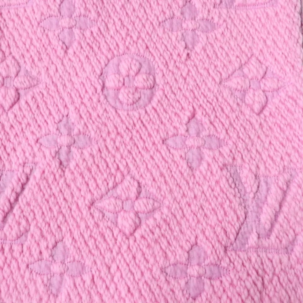 Louis Vuitton Vintage Pre-owned Wool scarves Pink Dames