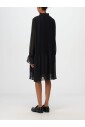 elegante-robe-noire-plissee-mini