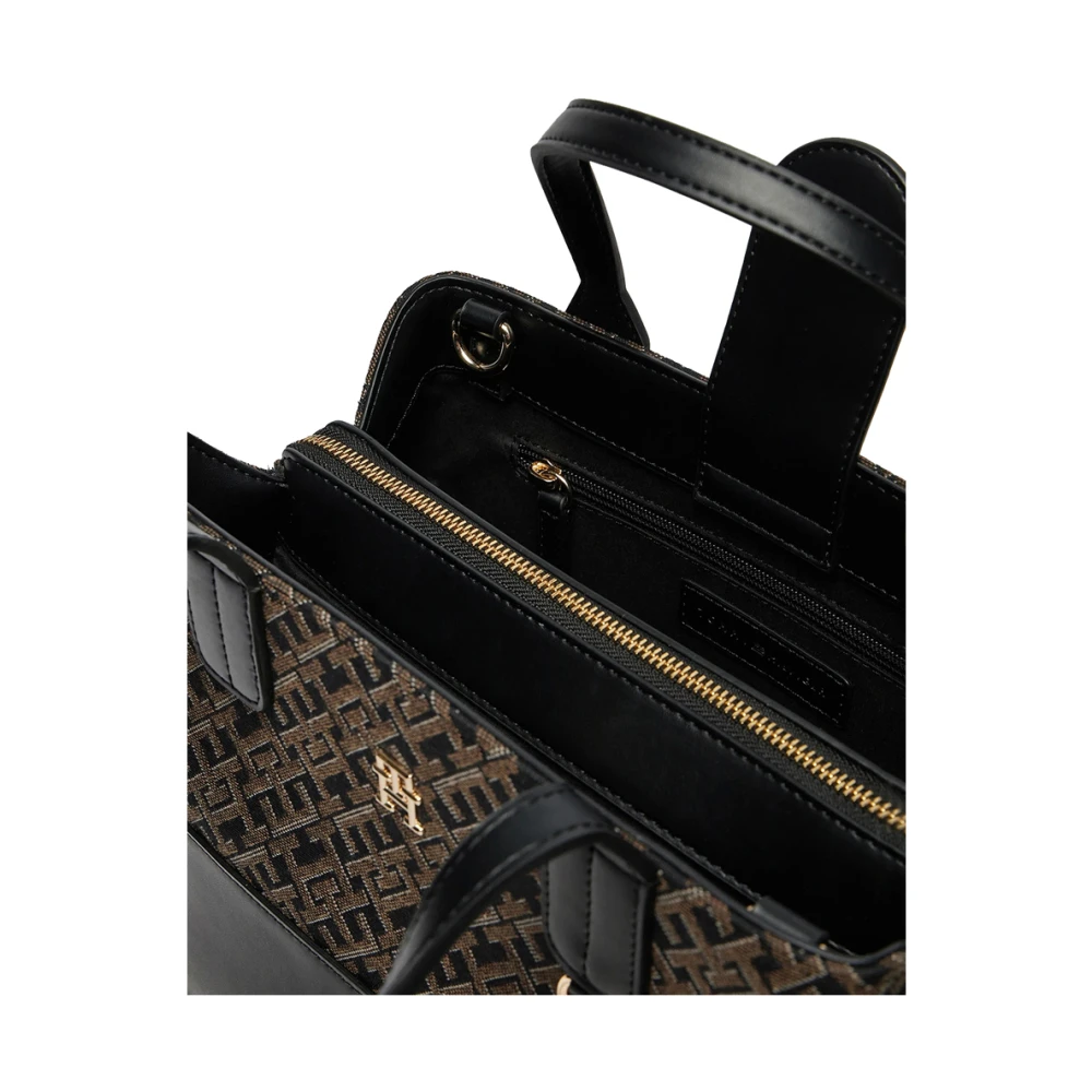 Tommy Hilfiger Elegante Zwarte Handtas met Gouden Details Black Dames