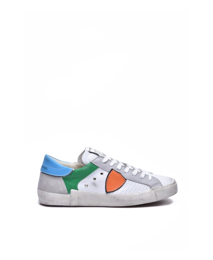 sneakers-en-cuir-avec-semelle-en-caoutchouc