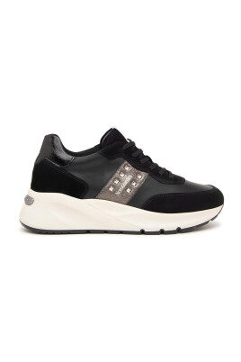 black-sneakers-with-low-wedge
