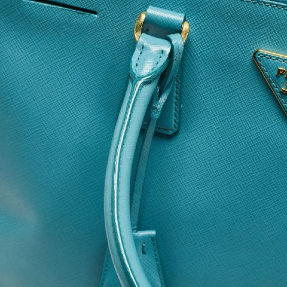 Prada Vintage Pre-owned Leather totes Green Dames