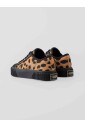 baskets-en-toile-a-motif-leopard