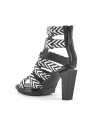 high-heel-sandals