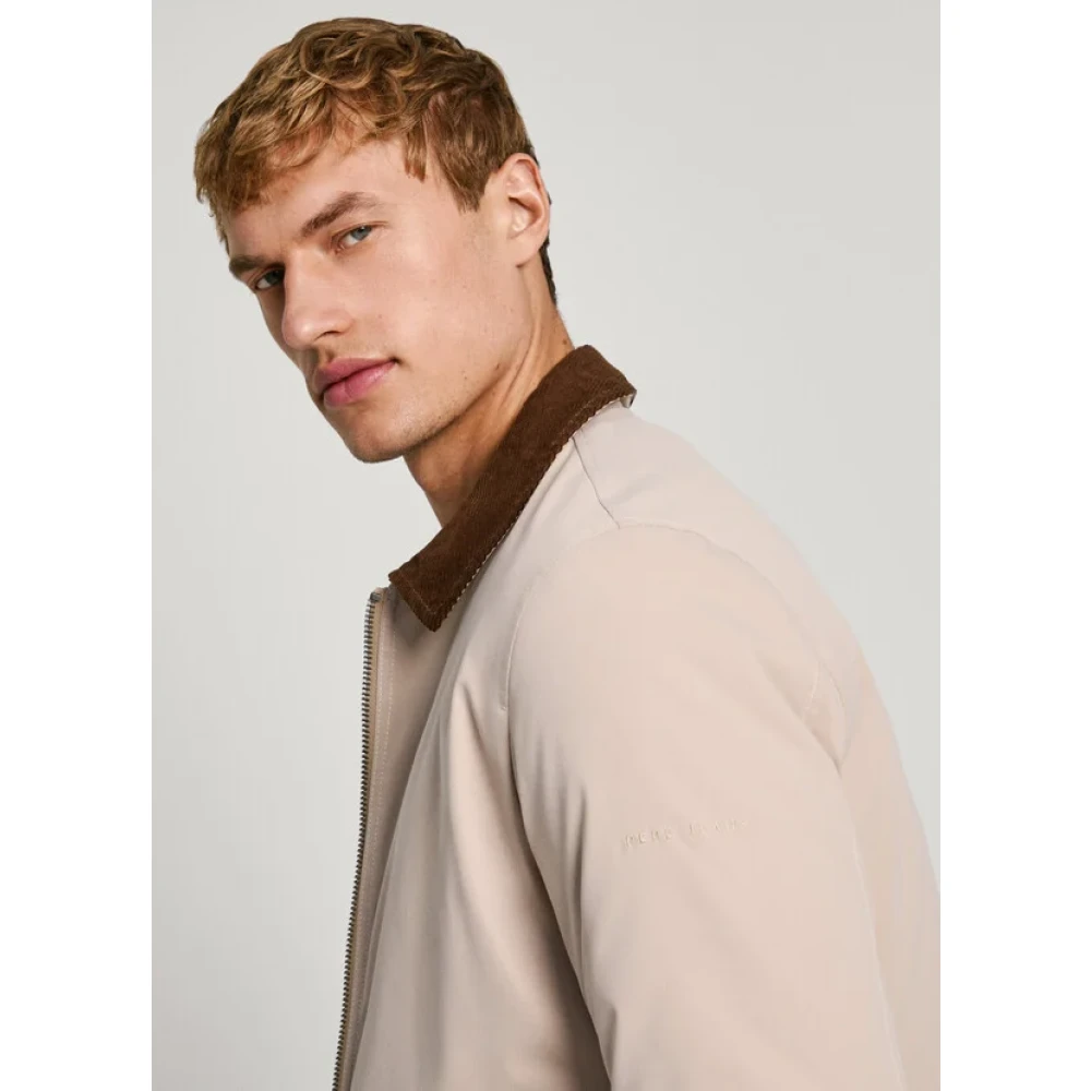Pepe Jeans Lichtgewicht sateen jas met corduroy kraag Beige Heren