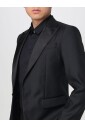 costume-moderne-noir-a-revers-crante