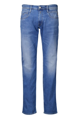 blue-jeans-stylish-model