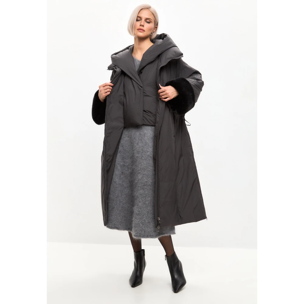 Cesare Gaspari Oversized gewatteerde jas met capuchon en nepbont manchetten Grijs Gray Dames