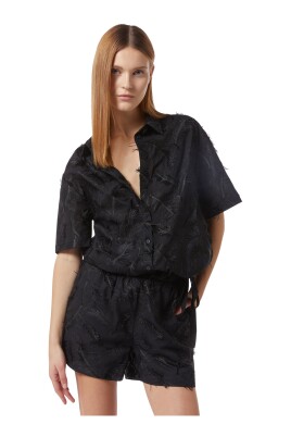 robe-courte-en-tissu-brode