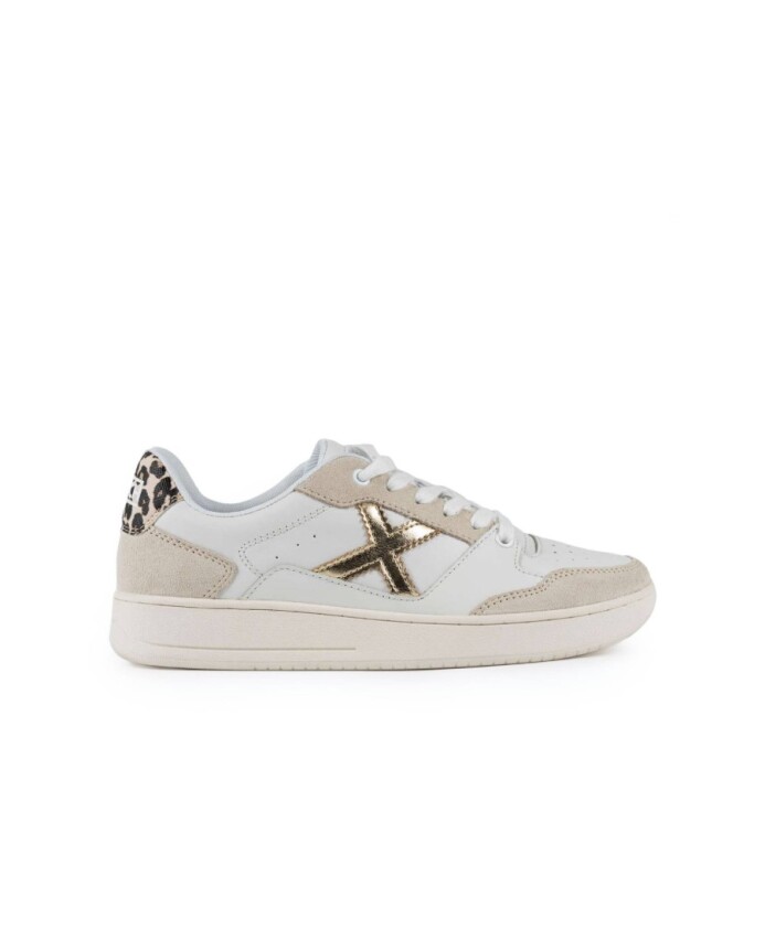 witte-leren-sneakers-met-dierenprint