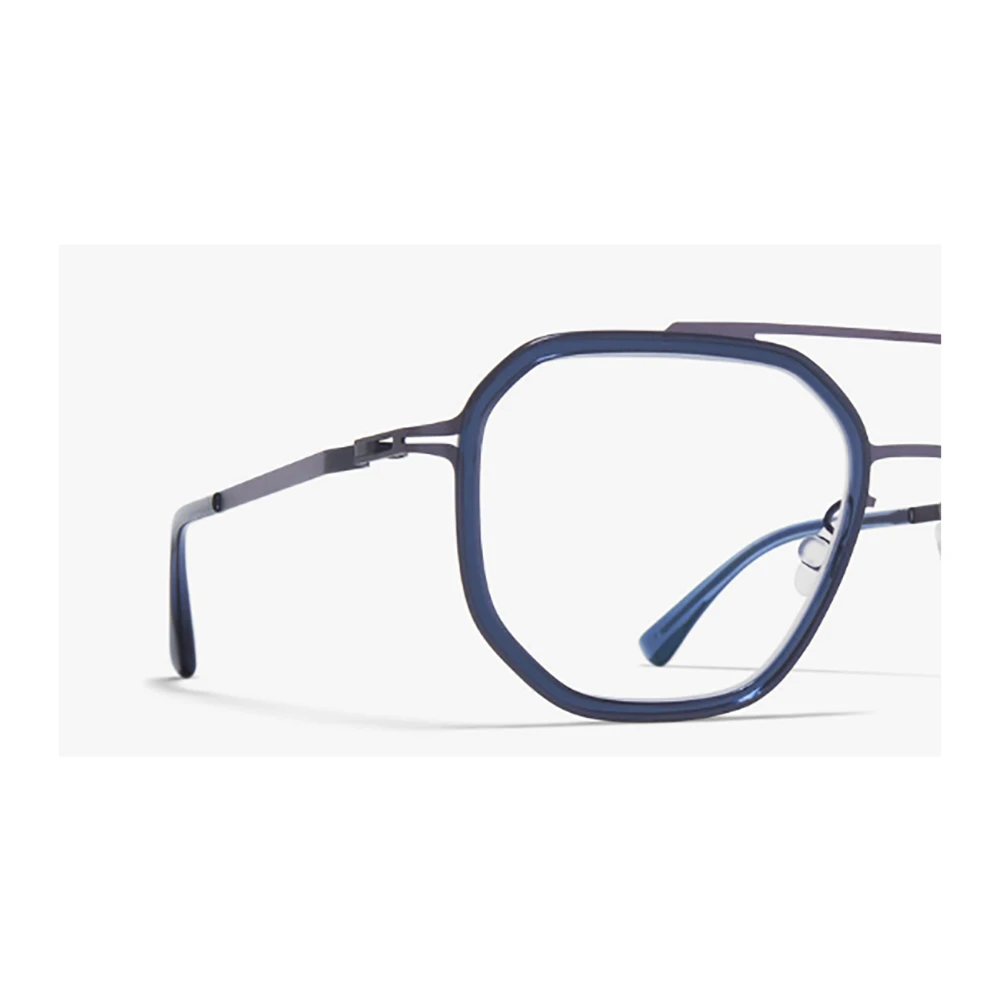 Mykita Stijlvolle zonnebril voor modeliefhebbers Red Unisex