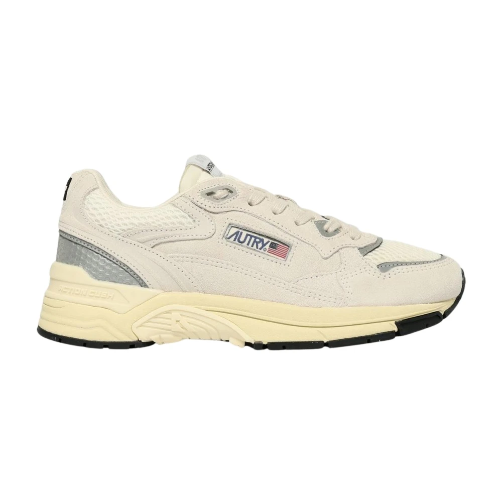 Autry , Sneakers, Female, White, 4 Uk, Medalist Low Top Sneaker