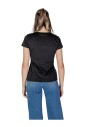 black-floral-print-t-shirt