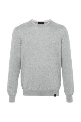 round-neck-knitwear-with-contrast-patches
