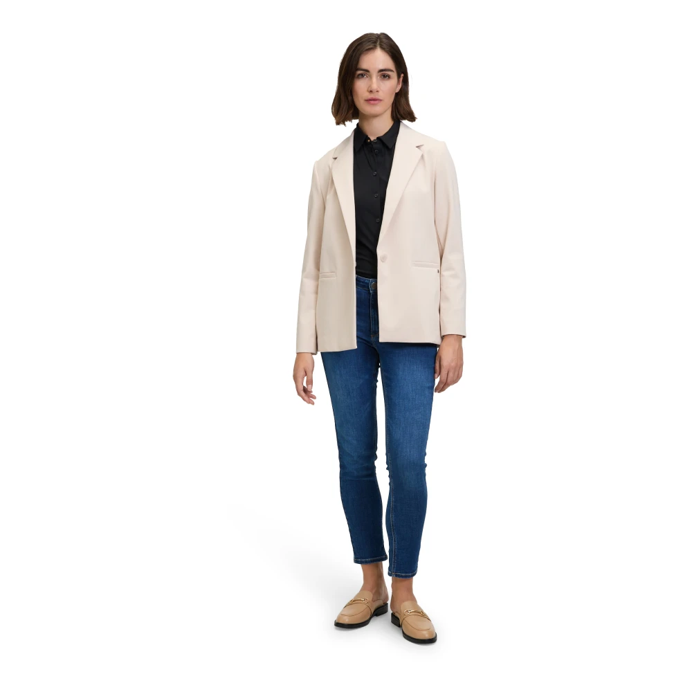 Betty & Co Langblazer Chic Trend Silhouet Elegantie Zakken Beige Dames
