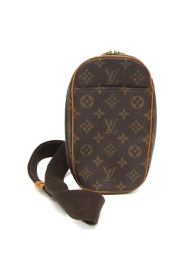 pre-owned-canvas-shoulder-bags