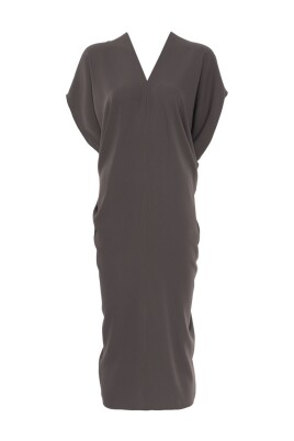 v-neck-midi-dress