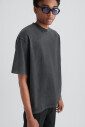 embroidered-oversized-t-shirt