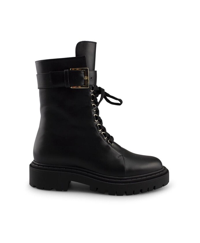 bottes-a-lacets