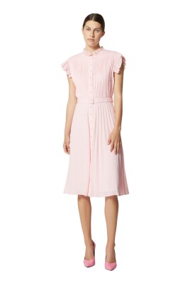 robe-midi-plissee-avec-ceinture