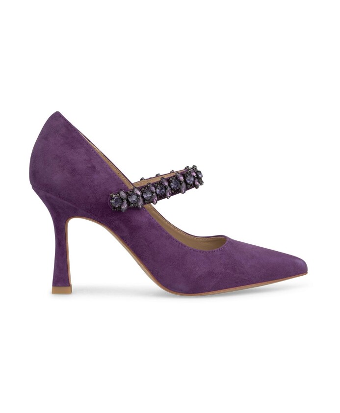 high-heel-shoe-with-rhinestones