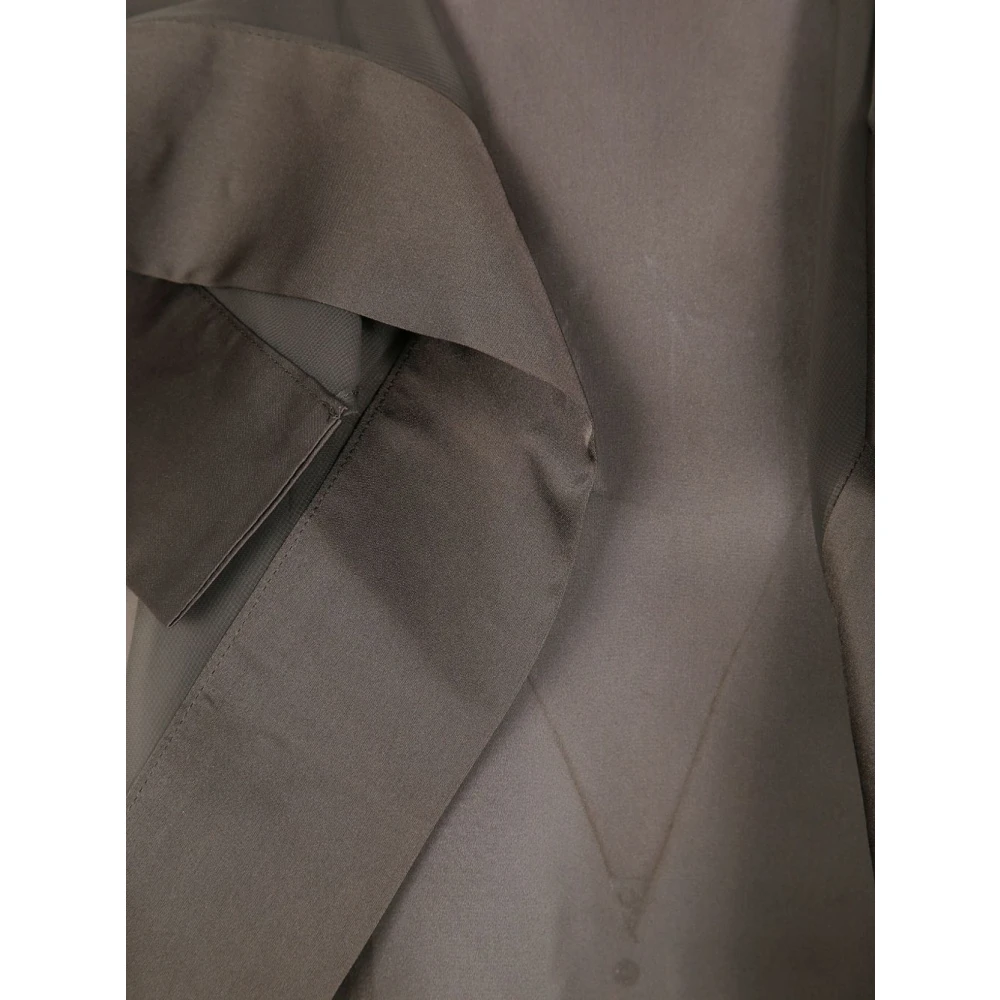 Sacai Mouwloze Satijn Chiffon Top Beige Dames