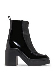 Stiefel mit Heeled