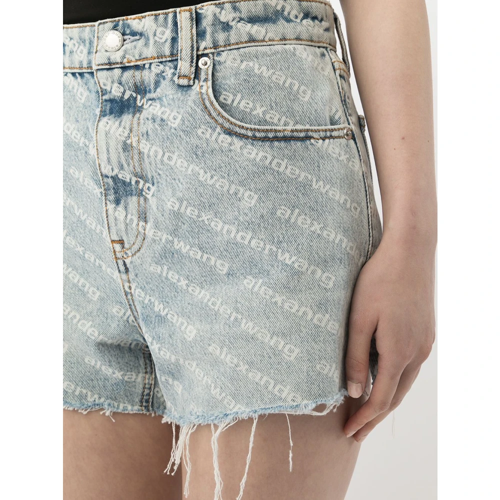 alexander wang Denim Shorts met All-Over Logo Print Blue Dames