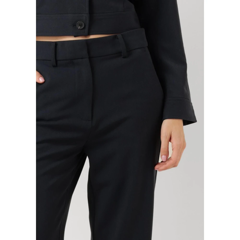 Second Female Navy Blauwe Broek voor Stijlvolle Vrouwen Second Dames Blue Dames