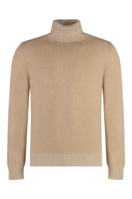 luxury-cashmere-turtleneck-sweater