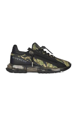 stylish-sneakers-for-men-and-women