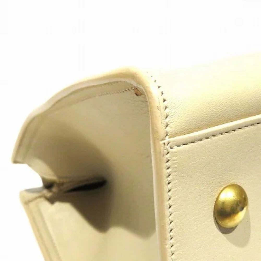 Yves Saint Laurent Vintage Pre-owned Leather handbags Beige Dames