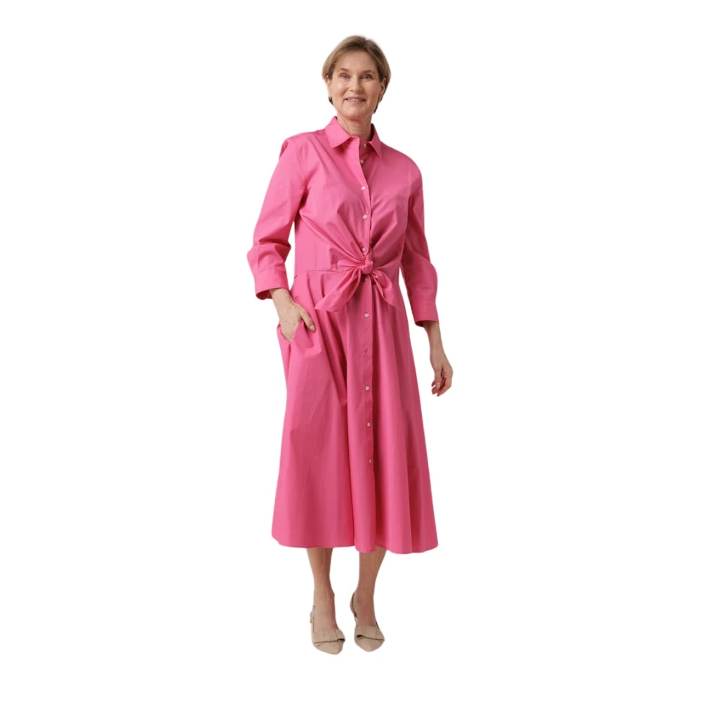 Sara Roka Maxi Jurk met Klassieke Kraag en Strik Detail Pink Dames