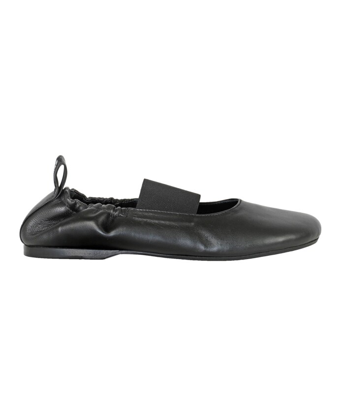 black-leather-shoes