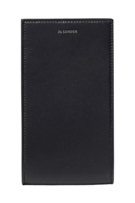 minimalist-leather-card-holder