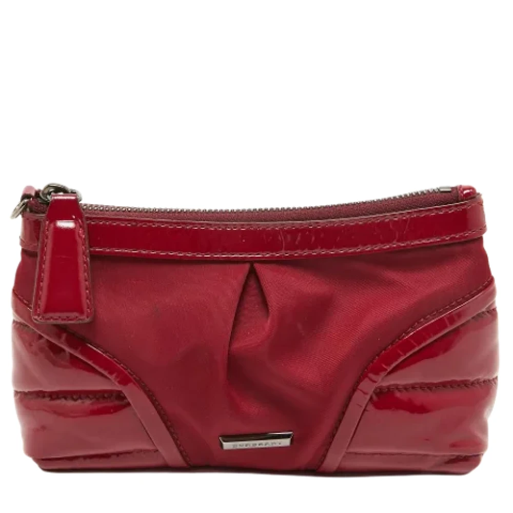 Burberry Vintage Pre-owned Nylon clutches Red Dames