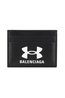 stylish-leather-card-holder-with-multiple-slots