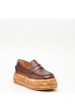 mocassin-en-cuir-marron-semelle-en-caoutchouc