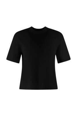 black-cotton-t-shirt-relaxed-fit